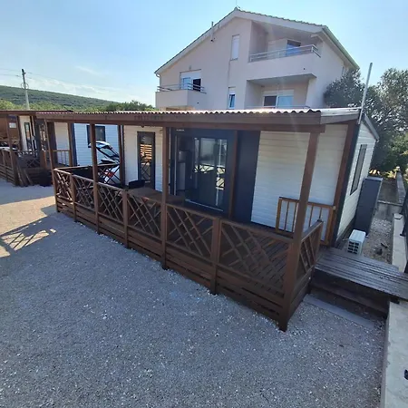 Mobile Homes Chinto 3* Jezera