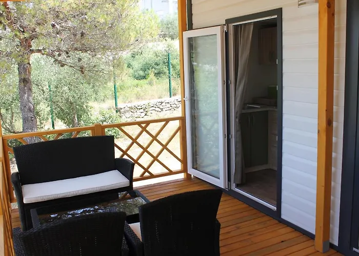 Mobile Homes Chinto 3* 耶泽拉