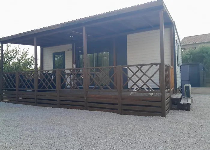Mobile Homes Chinto 假日公园 耶泽拉